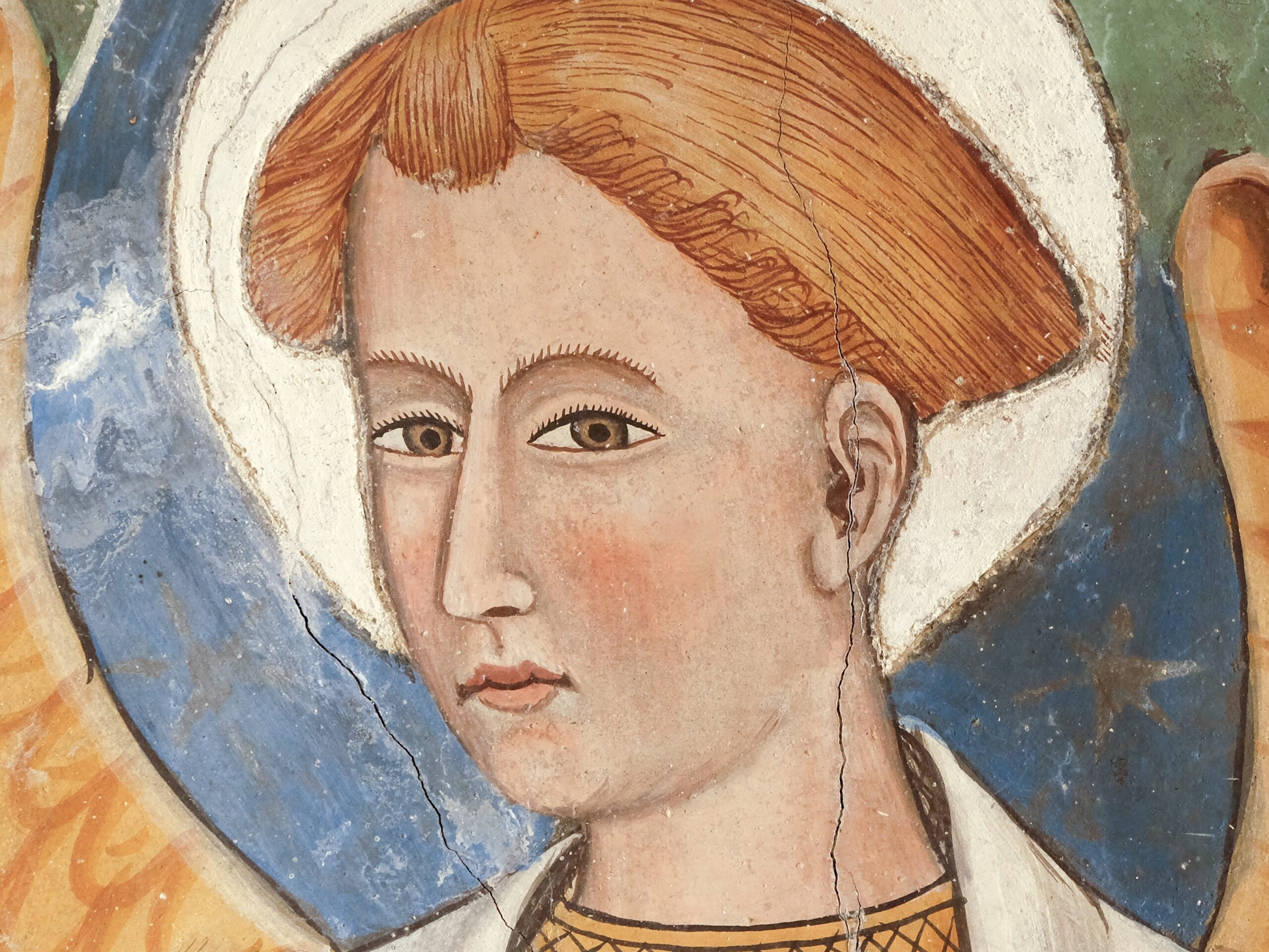 Volto di angelo affrescato nella Cappella di Viran a Challand-Saint-Victor, Valle d'Aosta